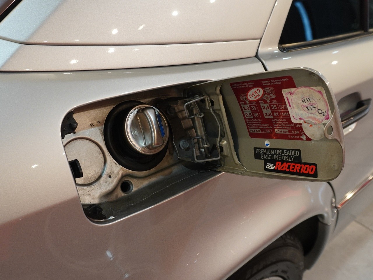 メルセデスベンツ　ミディアムクラス