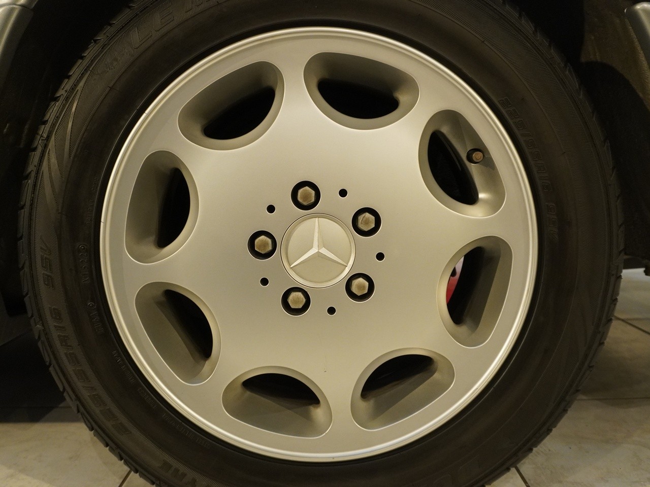 メルセデスベンツ　ミディアムクラス