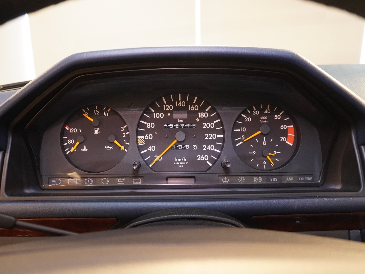 メルセデスベンツ　ミディアムクラス