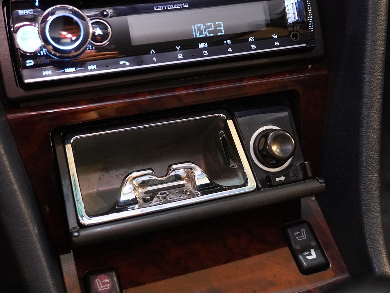 メルセデスベンツ　ミディアムクラス