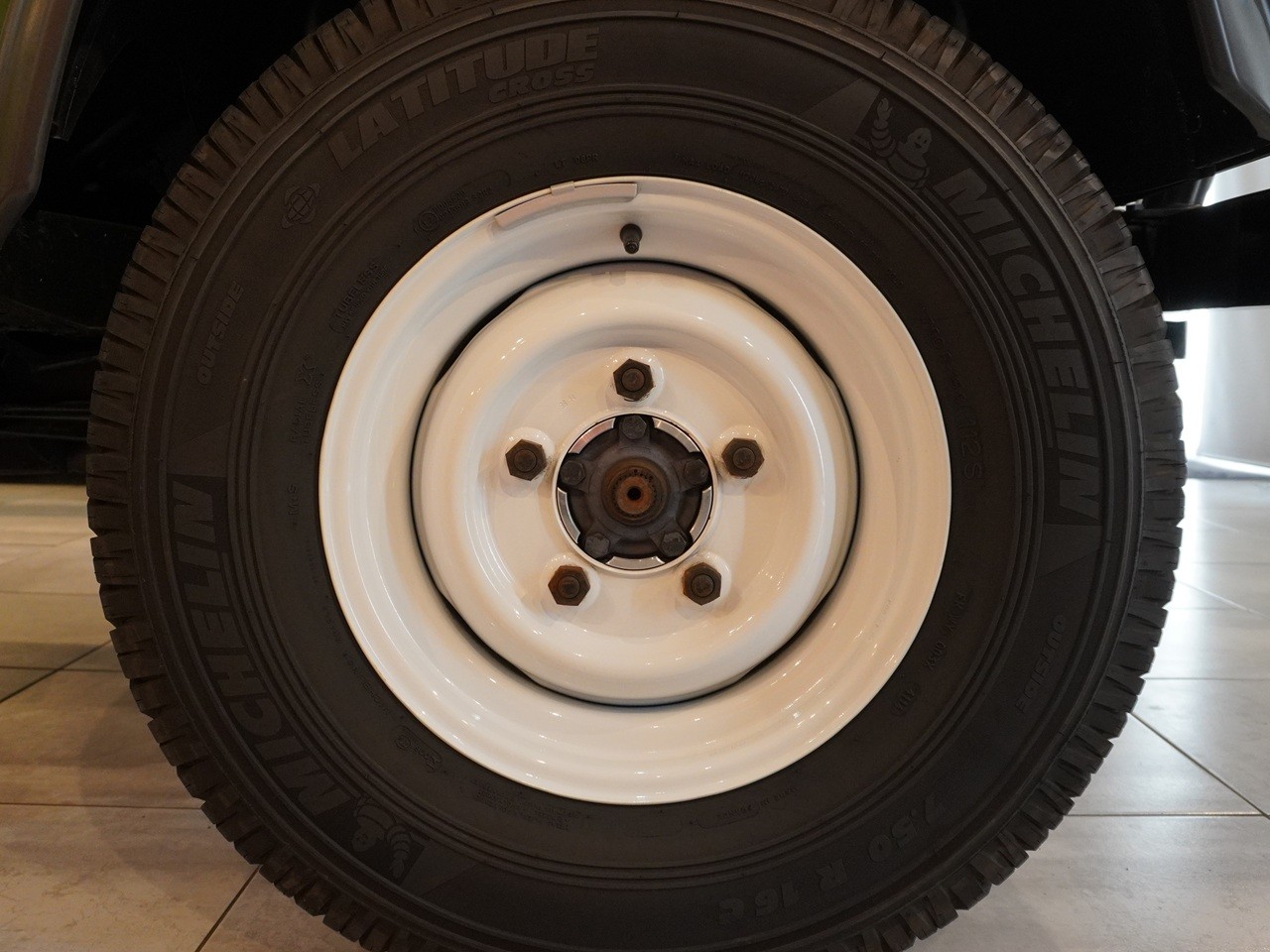 ランドローバー　ディフェンダー