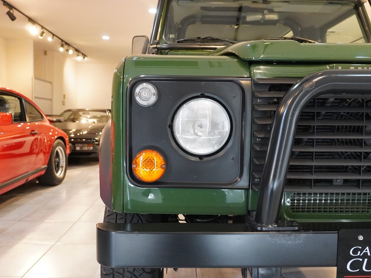 ランドローバー　ディフェンダー