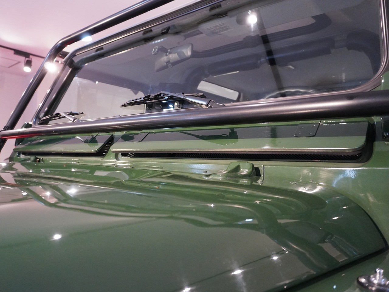 ランドローバー　ディフェンダー