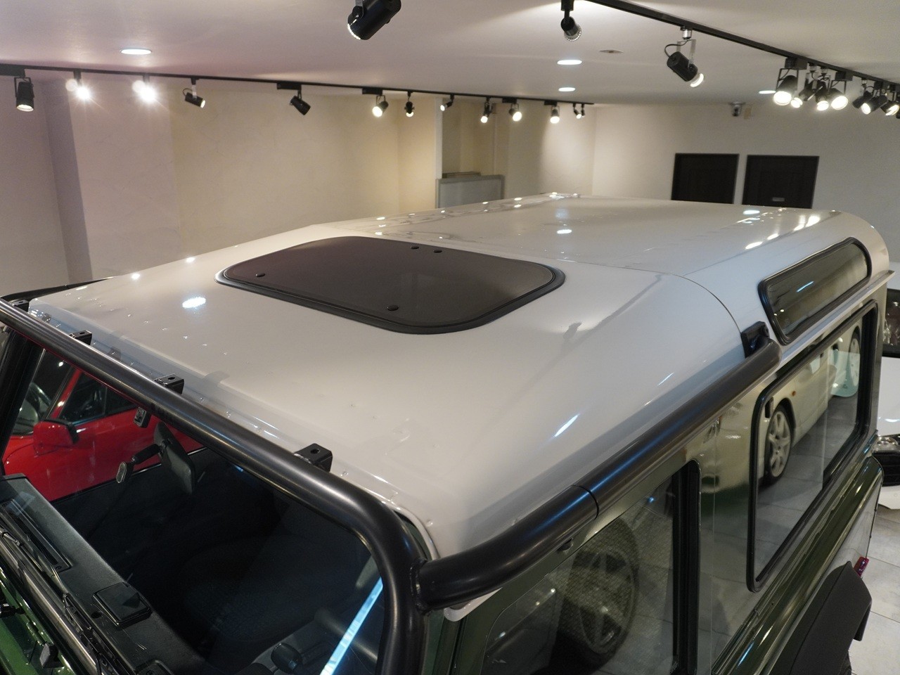 ランドローバー　ディフェンダー