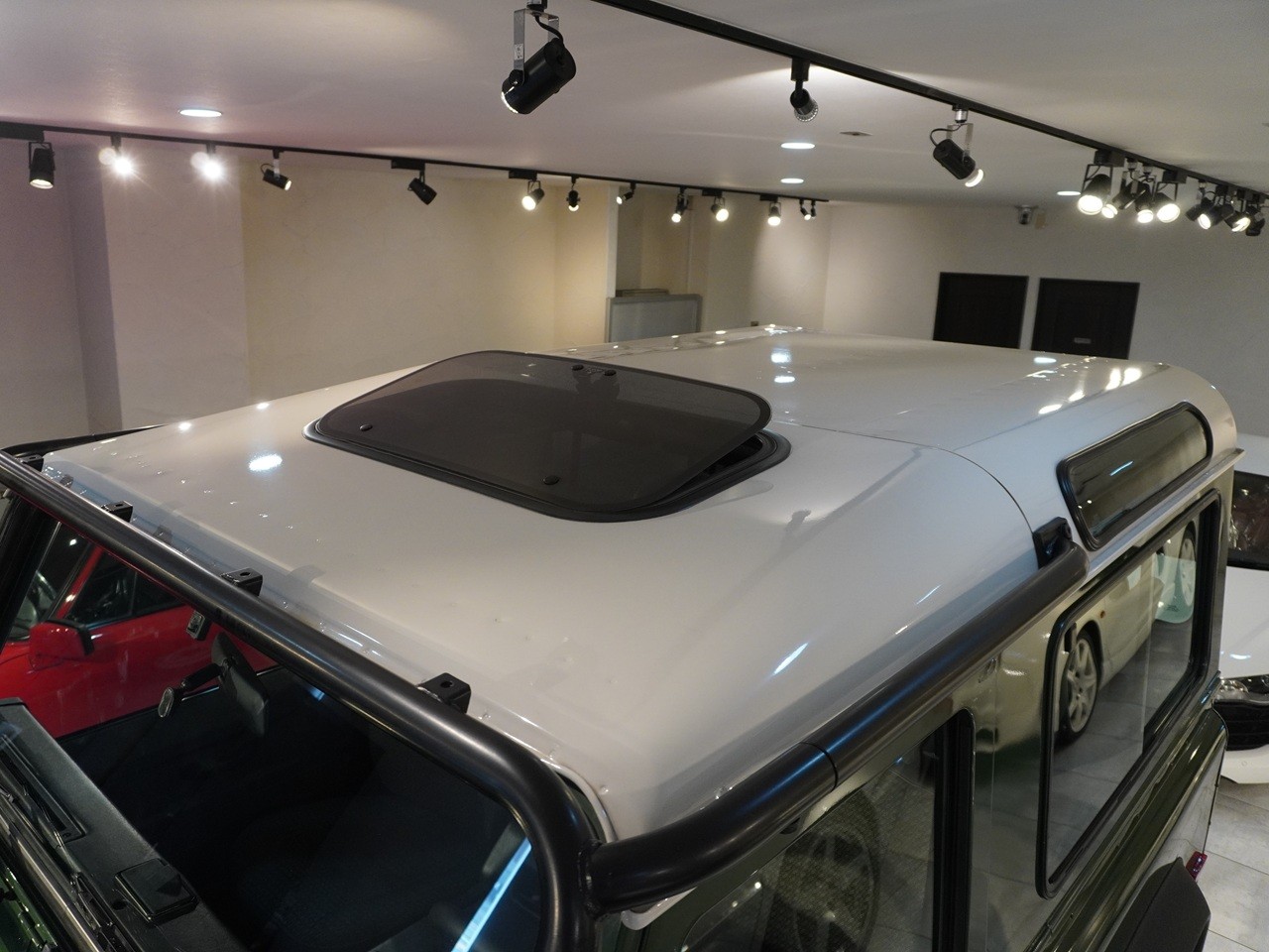 ランドローバー　ディフェンダー