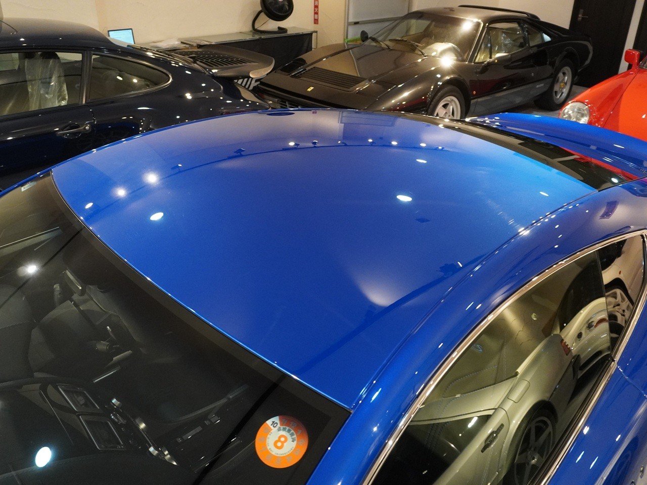 アストンマーティン　V8