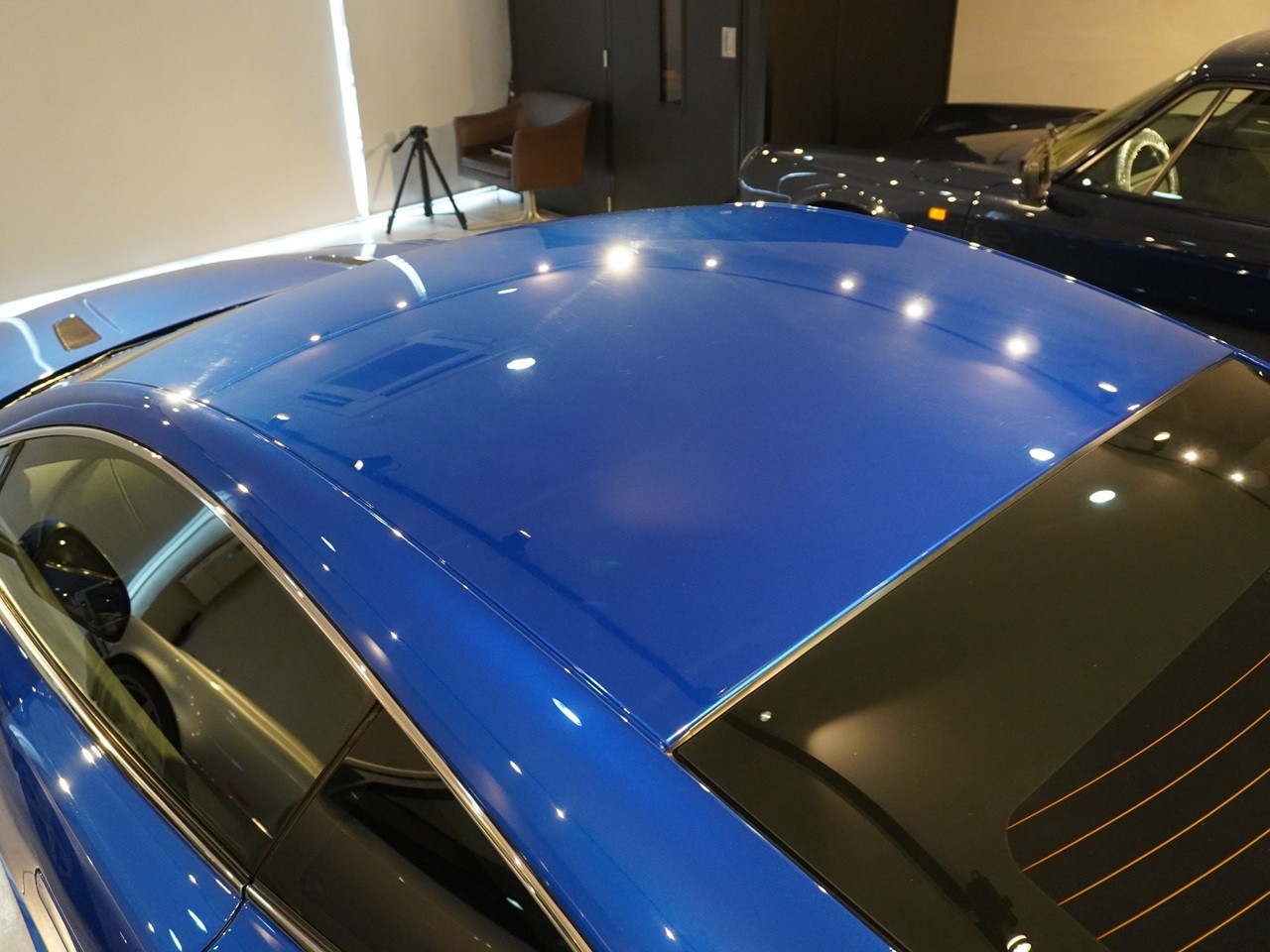 アストンマーティン　V8