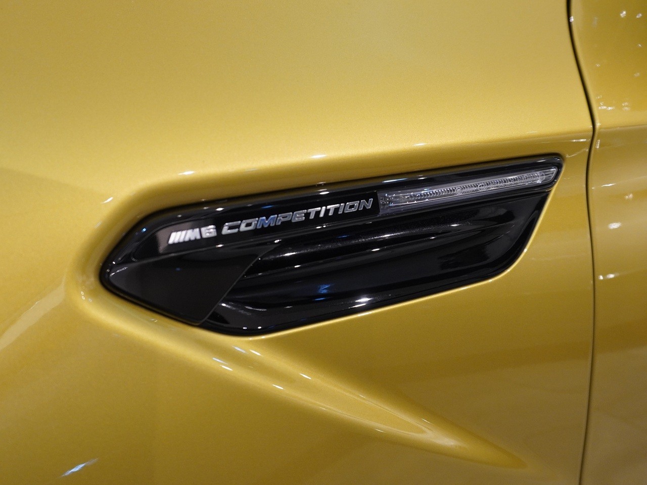BMW　M6