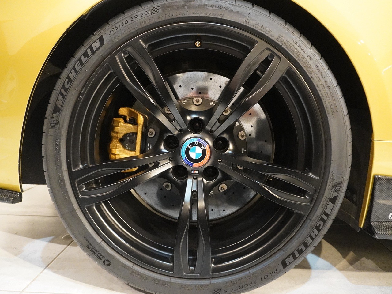 BMW　M6