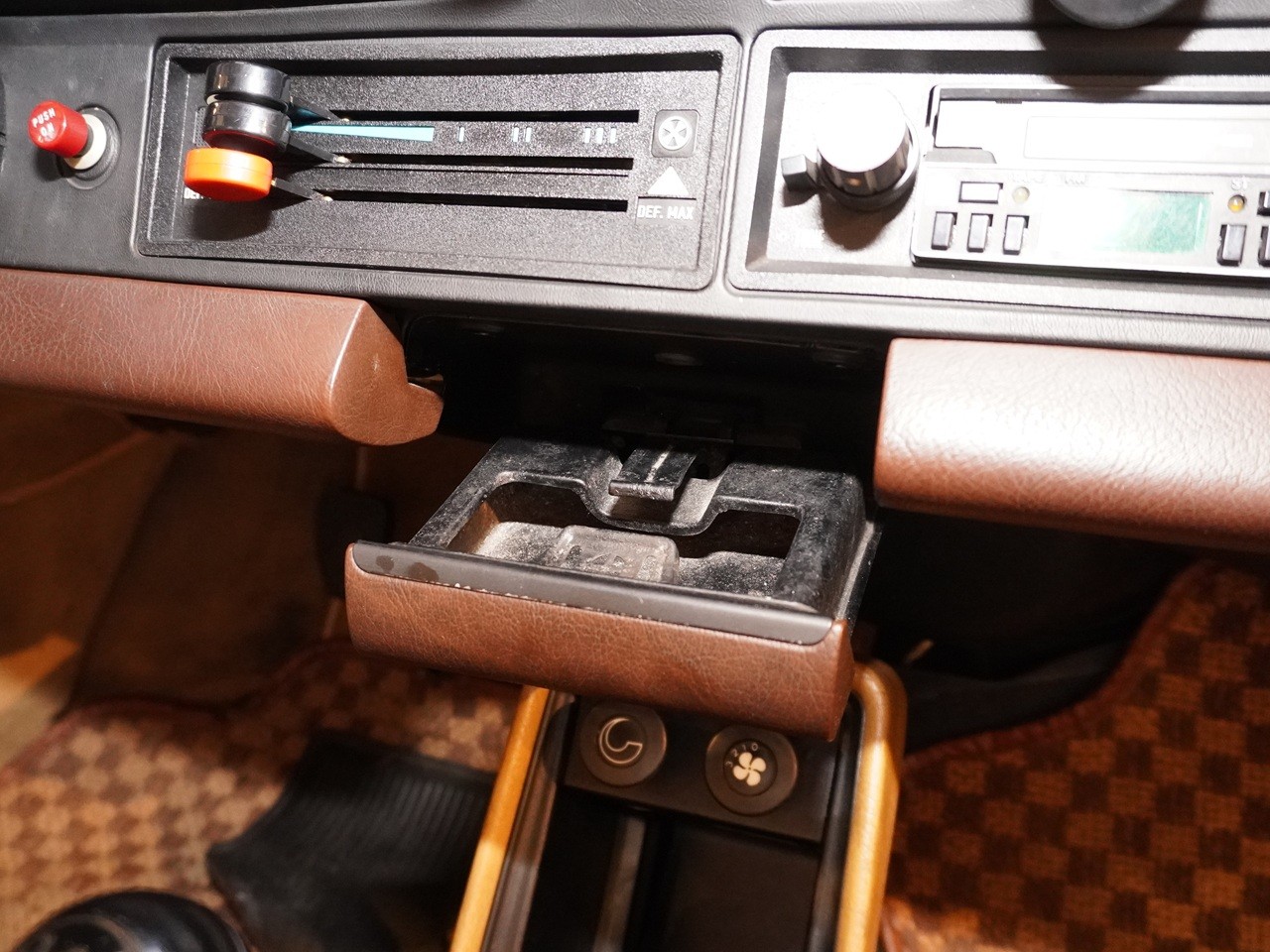 ポルシェ　911(Type930)