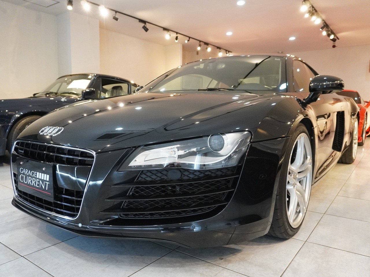 アウディ　R8