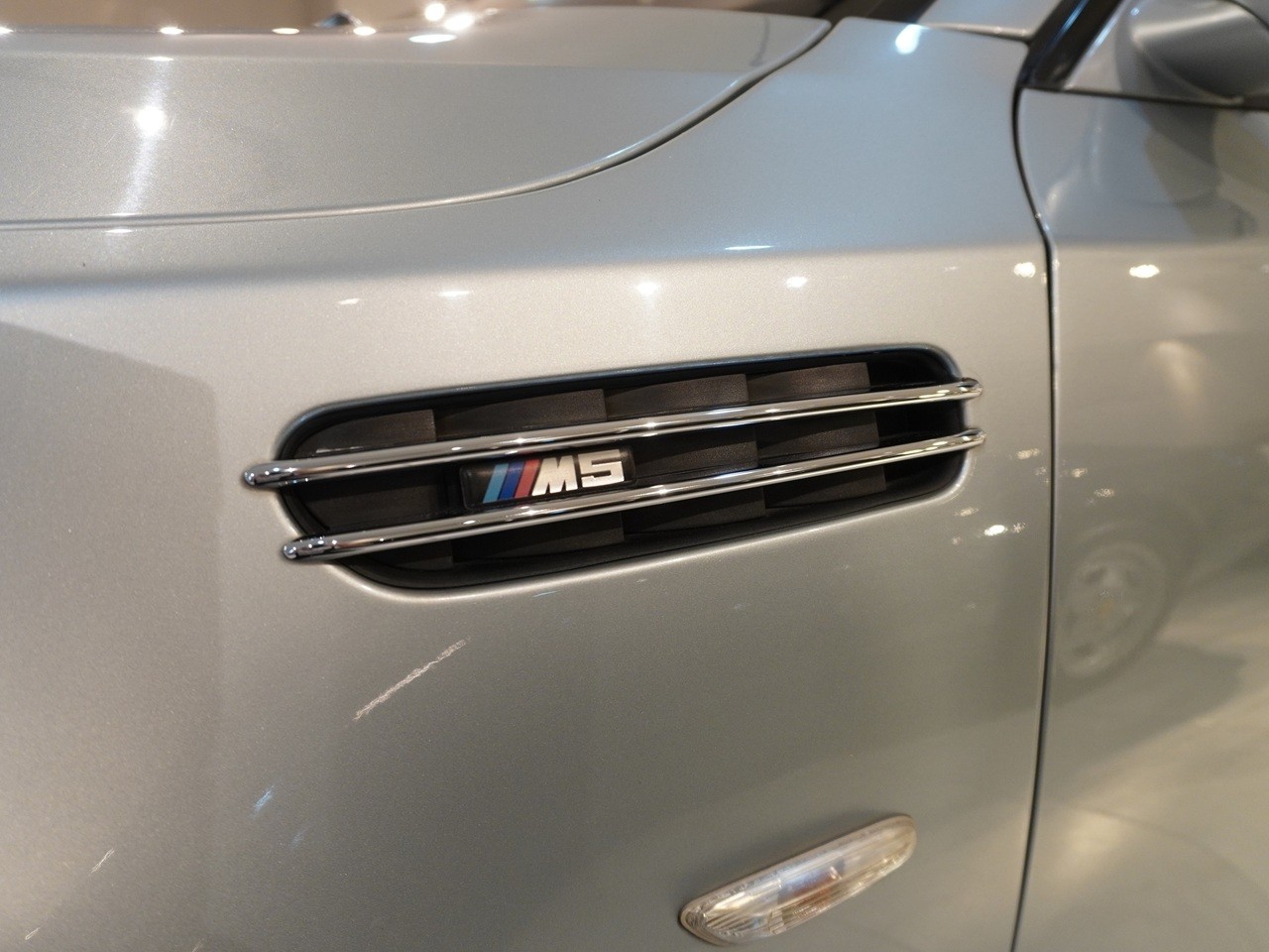 BMW　M5