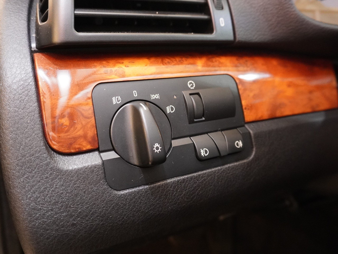 BMWアルピナ　B3