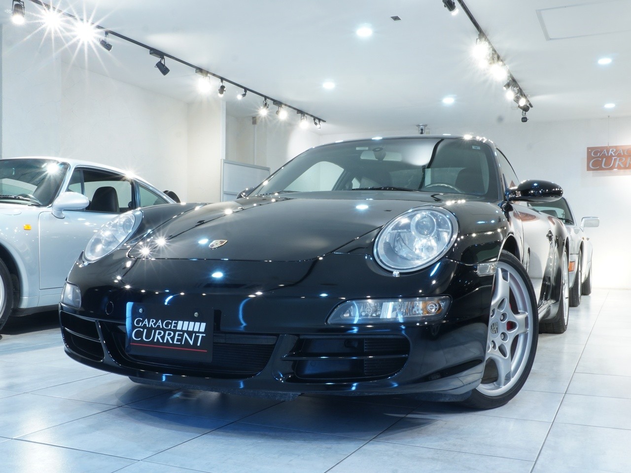 911(Type997)カレラS TIP  ディーラー車　左ハンドル　19inカレラSホイール　レザーシート　スポーツステア　PASM　シートヒーター　ユーザー様直接買取車輌