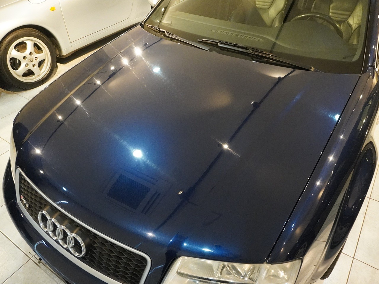 アウディ　RS6アバント