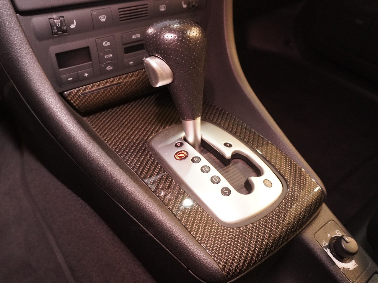 アウディ　RS6アバント