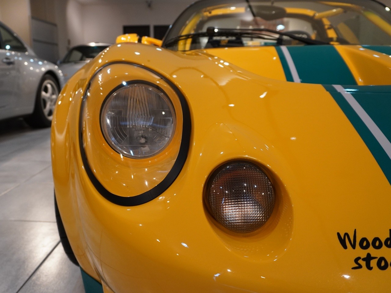 ロータス　エリーゼ