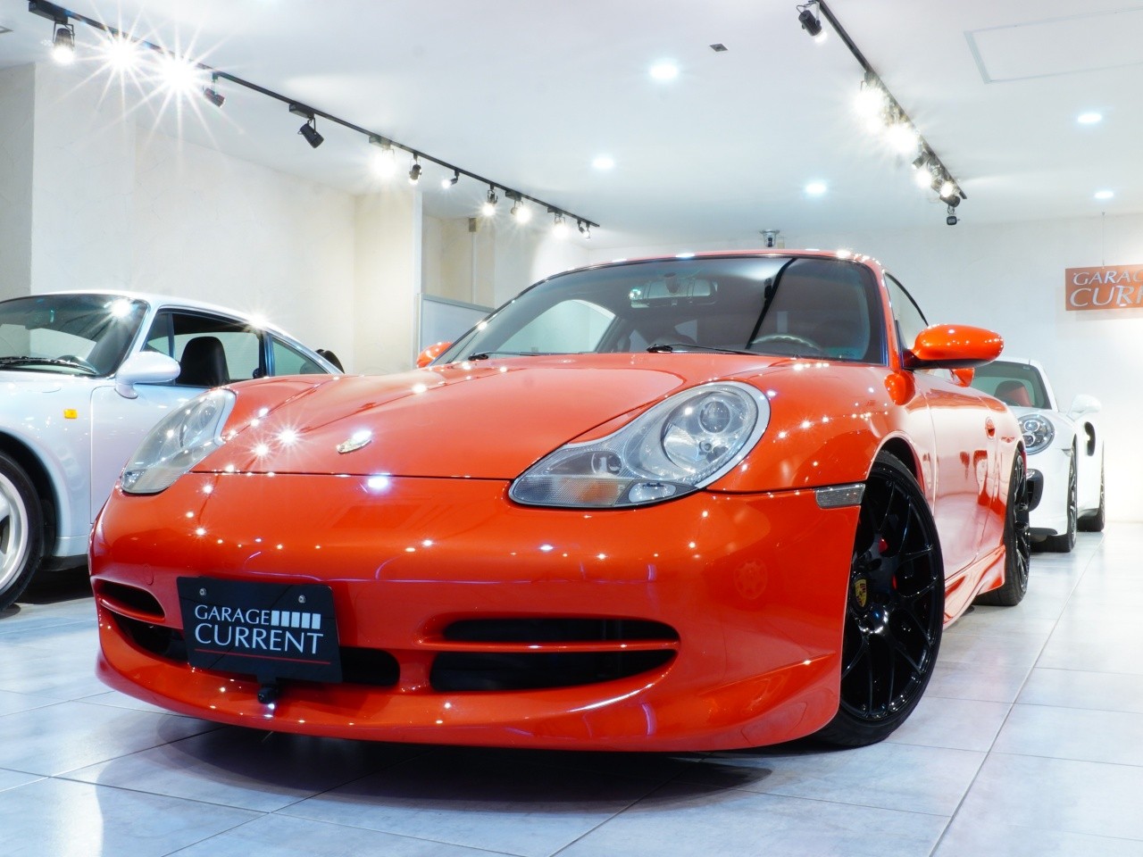 911(Type996)カレラ　ティプトロニックS　D車　左H　GT3エアロ　ザンジバルレッド　ブラックレザー　4.4万km　過去販売車輌