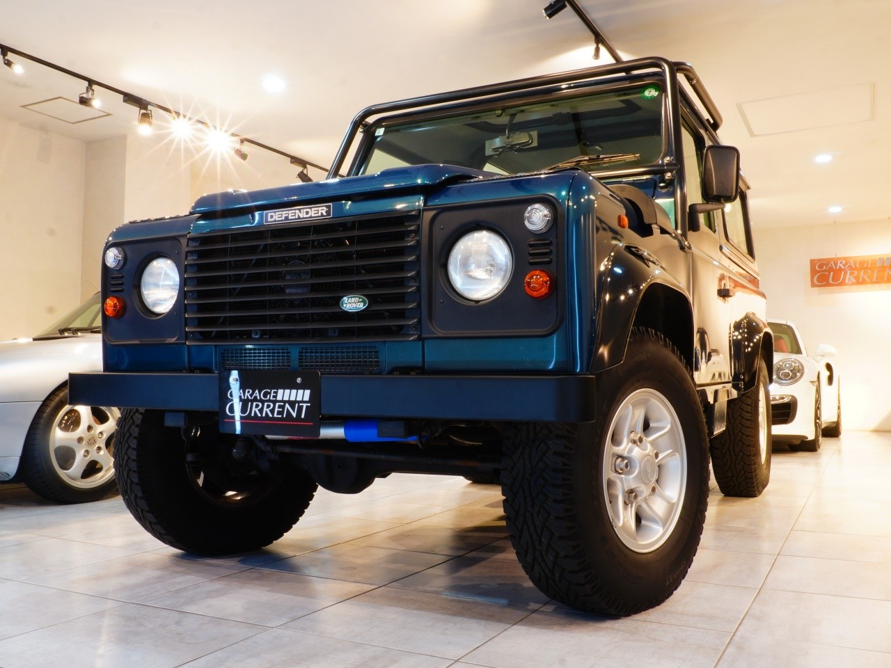ディフェンダーランドローバー　旧型ディフェンダー90　50周年記念　D車　右H　AT　7.2万km　アトランティスブルー　4リッターV8エンジン　ユーザー様直接買取車輌