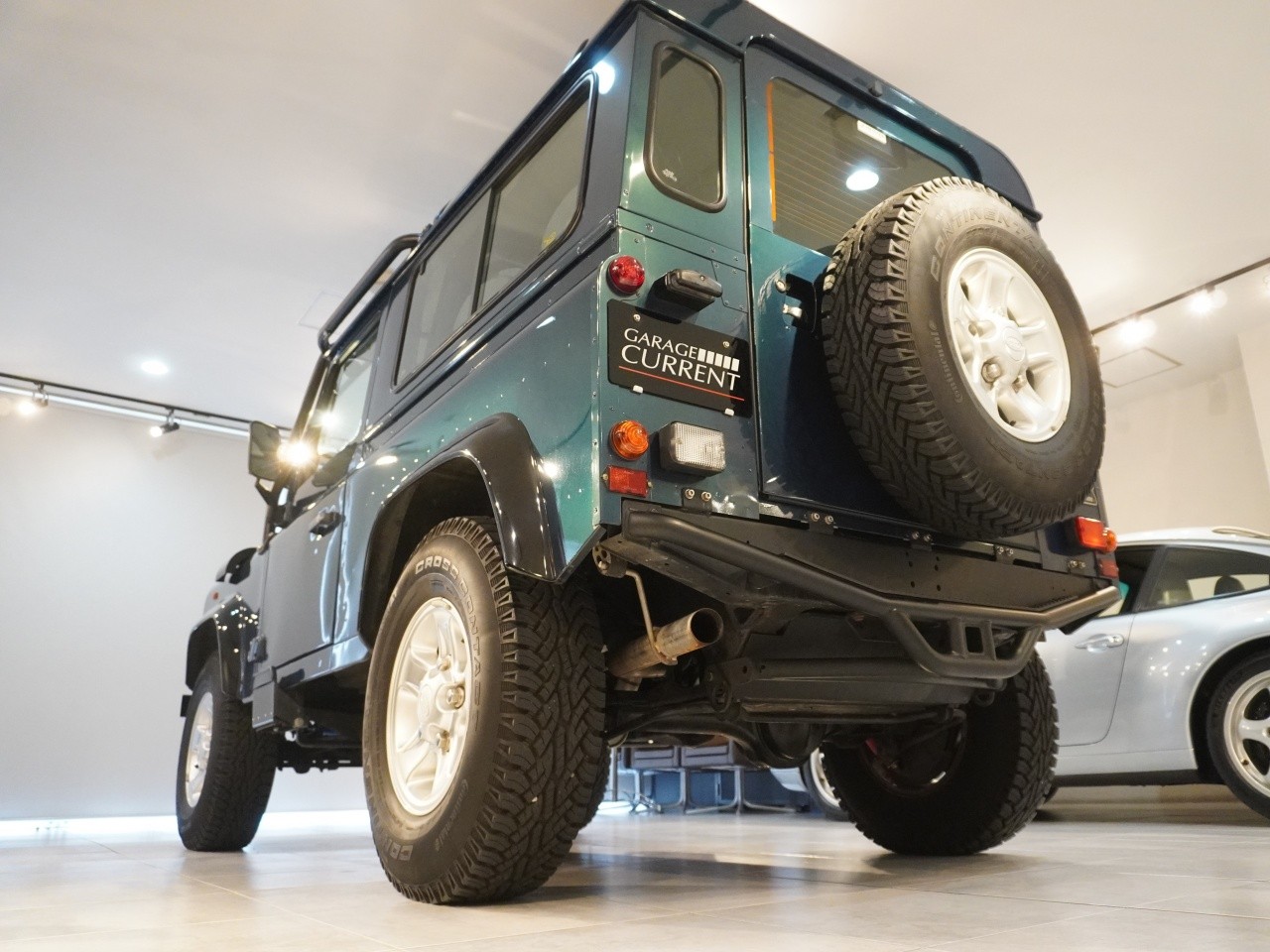 ランドローバー　ディフェンダー