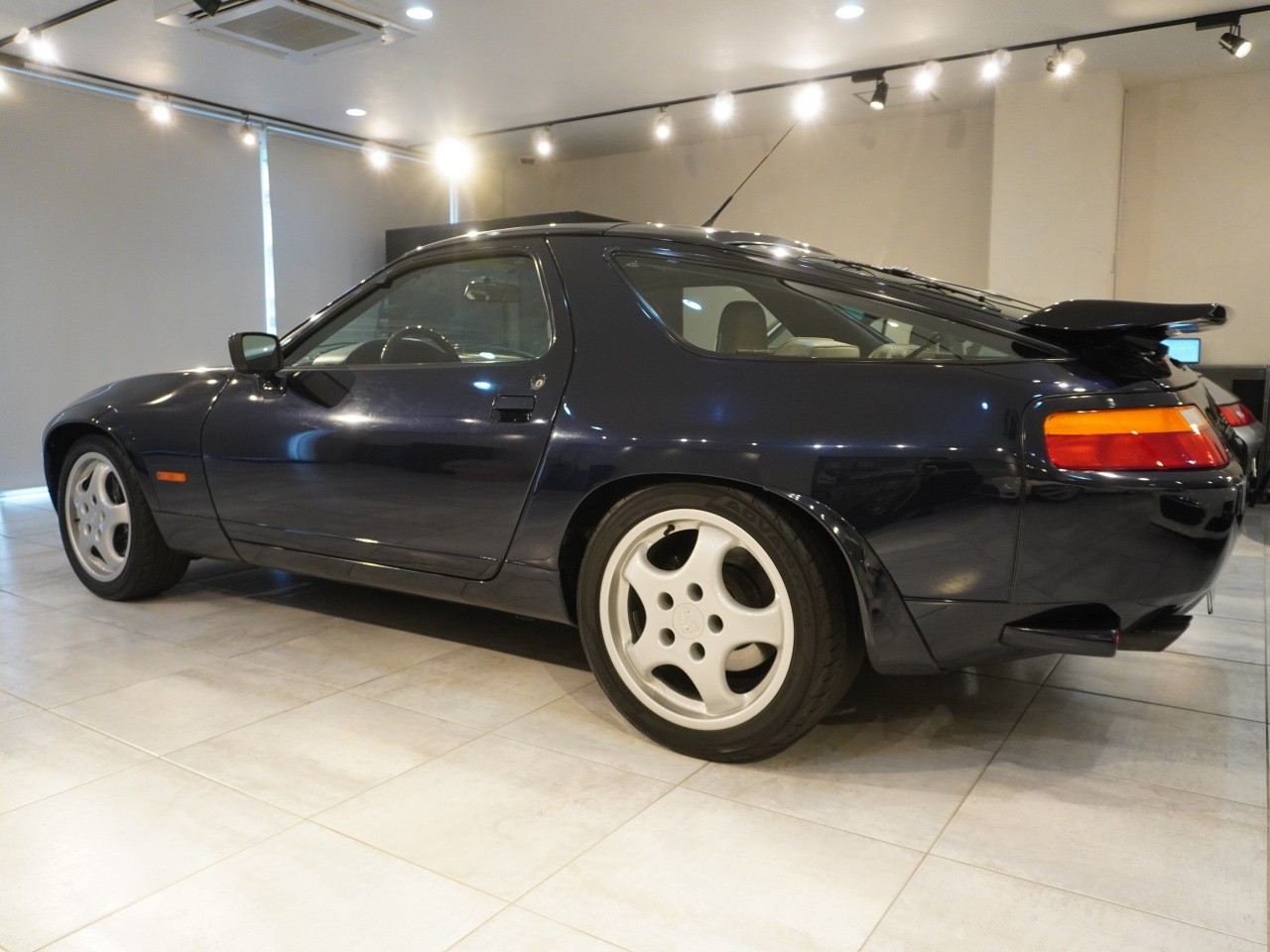 ポルシェ　928