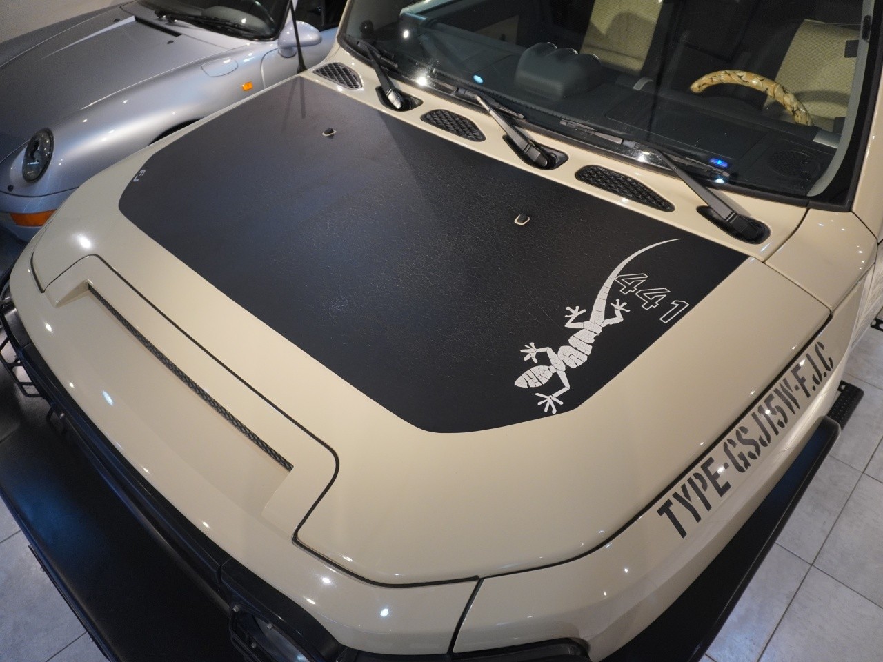 USトヨタ　FJクルーザー