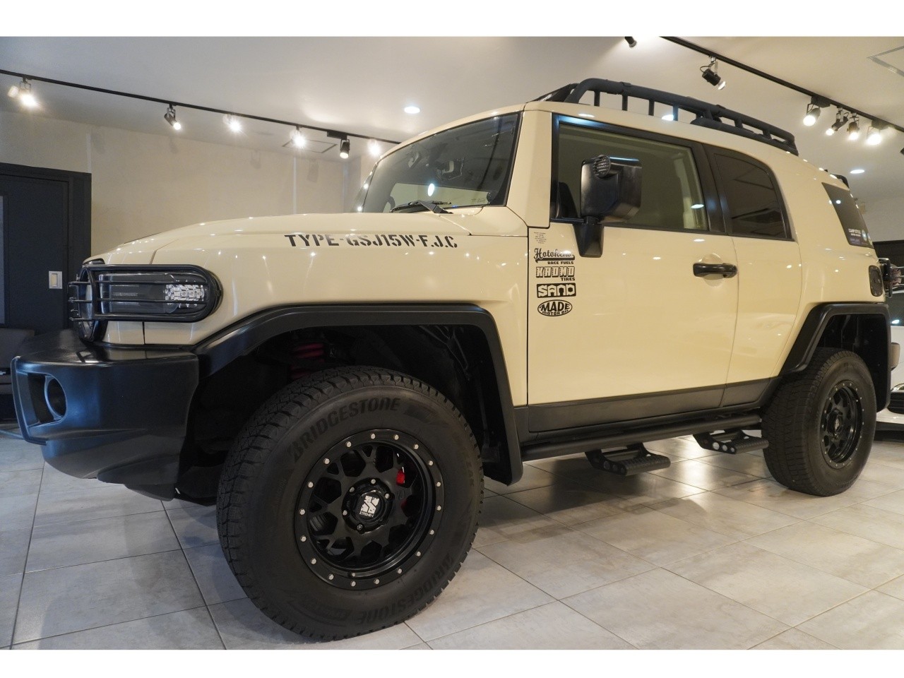 USトヨタ　FJクルーザー