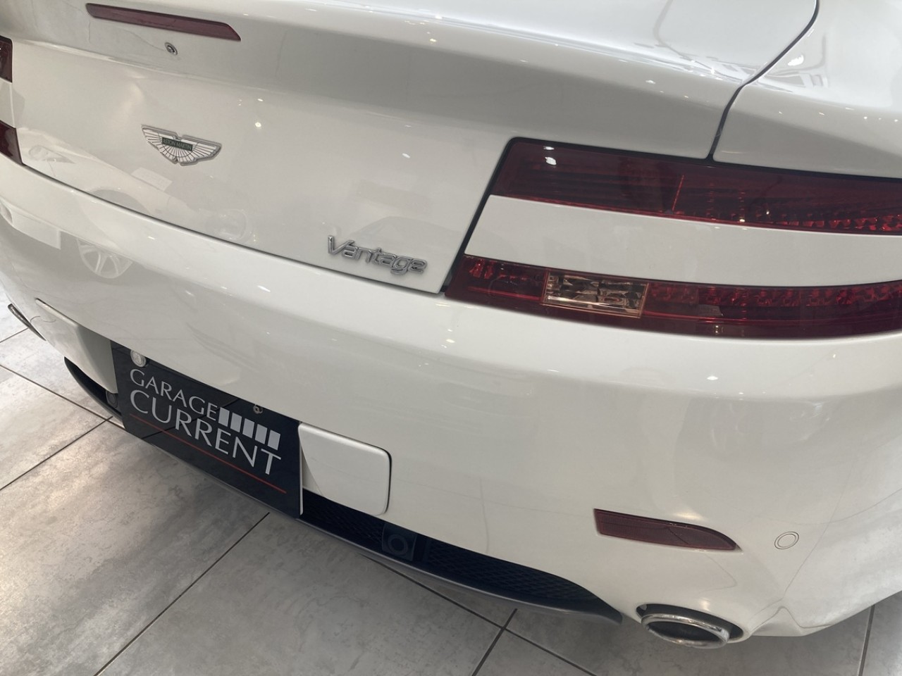 V8