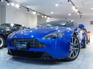 V8ヴァンテージS　7速スポーツシフトⅡ　右ハンドル　コバルトブルー　ピアノブラックインテリアトリム　オブシディアンブラックレザー　ユーザー様買取車輌