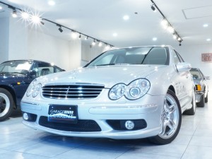 CクラスC55 AMG (W203) 実走行1.9万km　最強の203！　NA5.5リッター367ps　ブリリアントシルバー　ブラックナッパレザー　ディーラー車　右ハンドル
