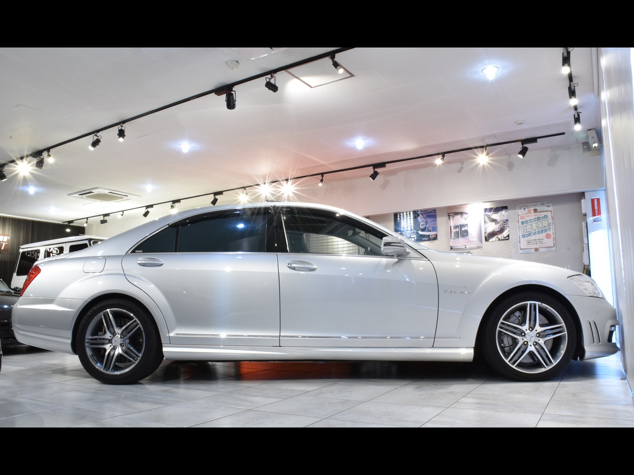 メルセデスベンツ Sクラス S63(W221) 後期ツインターボ 右ハンドル